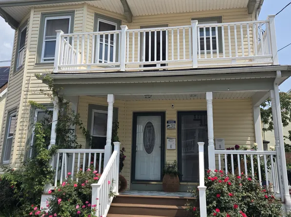 8 Parsonage Rd, Malden, MA 02148