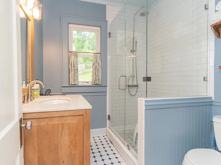 1026 Dartmouth St — Photo 10