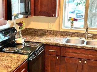 4409 S 27th St #J04, Omaha, NE 68107