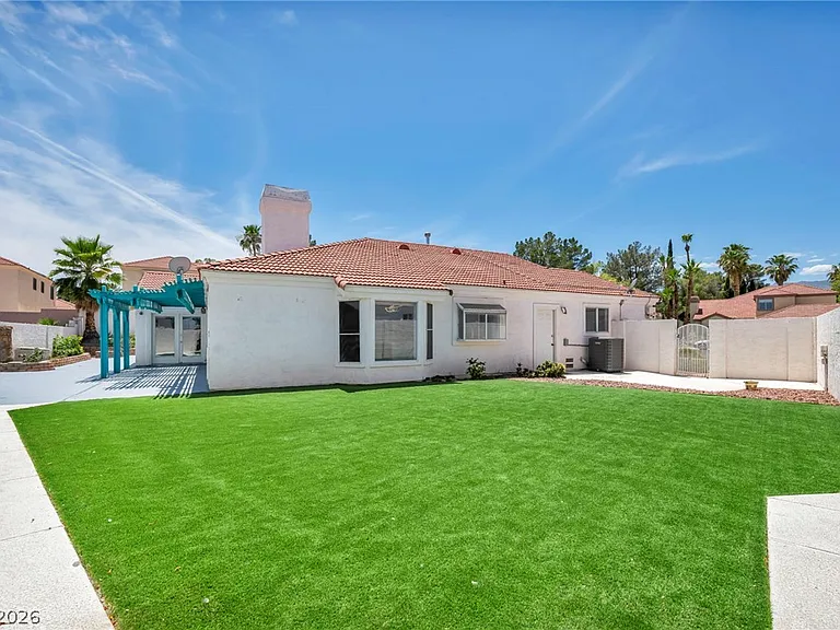 3000 Blue Fin Cir — Photo 47