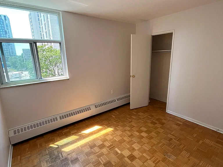 360 Ridelle Ave #507 — Photo 13