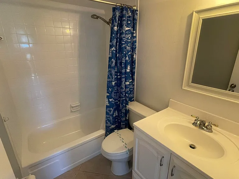 50 SW 3rd Ave #2010 — Photo 21