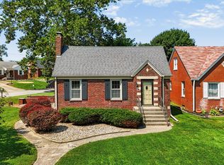 902 Ellenberger Parkway East Dr, Indianapolis, IN 46219