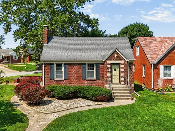 902 Ellenberger Parkway West Dr, Indianapolis, IN 46219