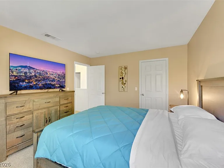 7989 Lisa Dawn Ave — Photo 32
