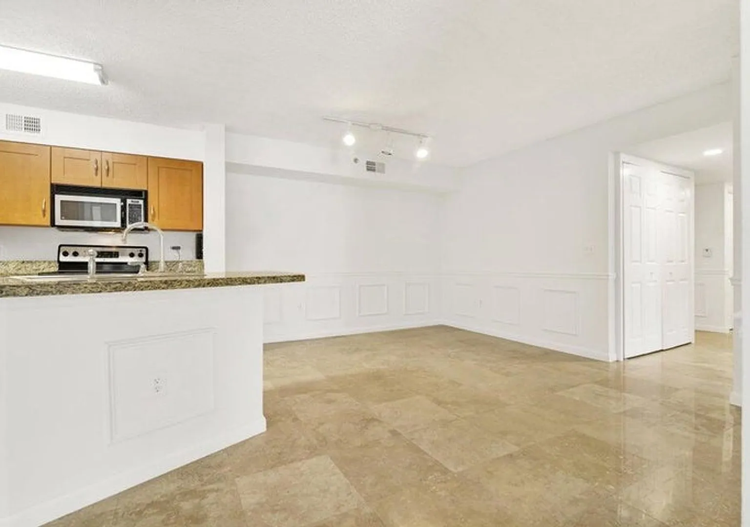 3143 Clint Moore Road 105, Boca Raton, FL 33496 — Photo 3