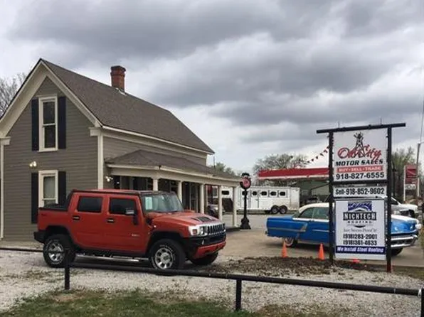 802 Commercial Ave, Mounds, OK 74047