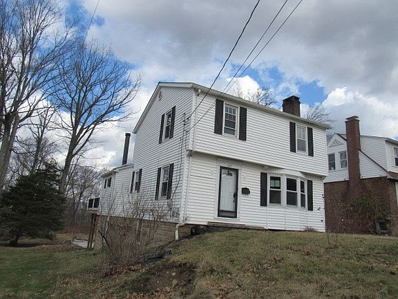 2nd image of 609 Demuth St
