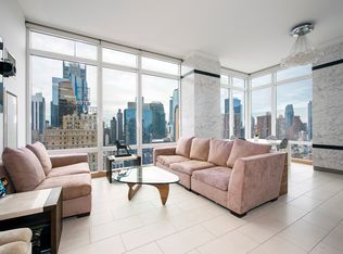 247 W 46th St APT 2603, New York, NY 10036
