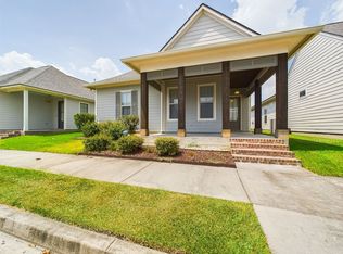 117 Harvey Cay Ln, Youngsville, LA 70592