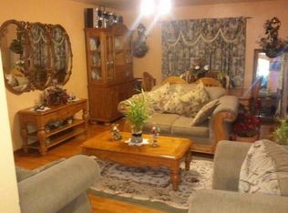 920 Preston Ave, Elgin, IL 60120