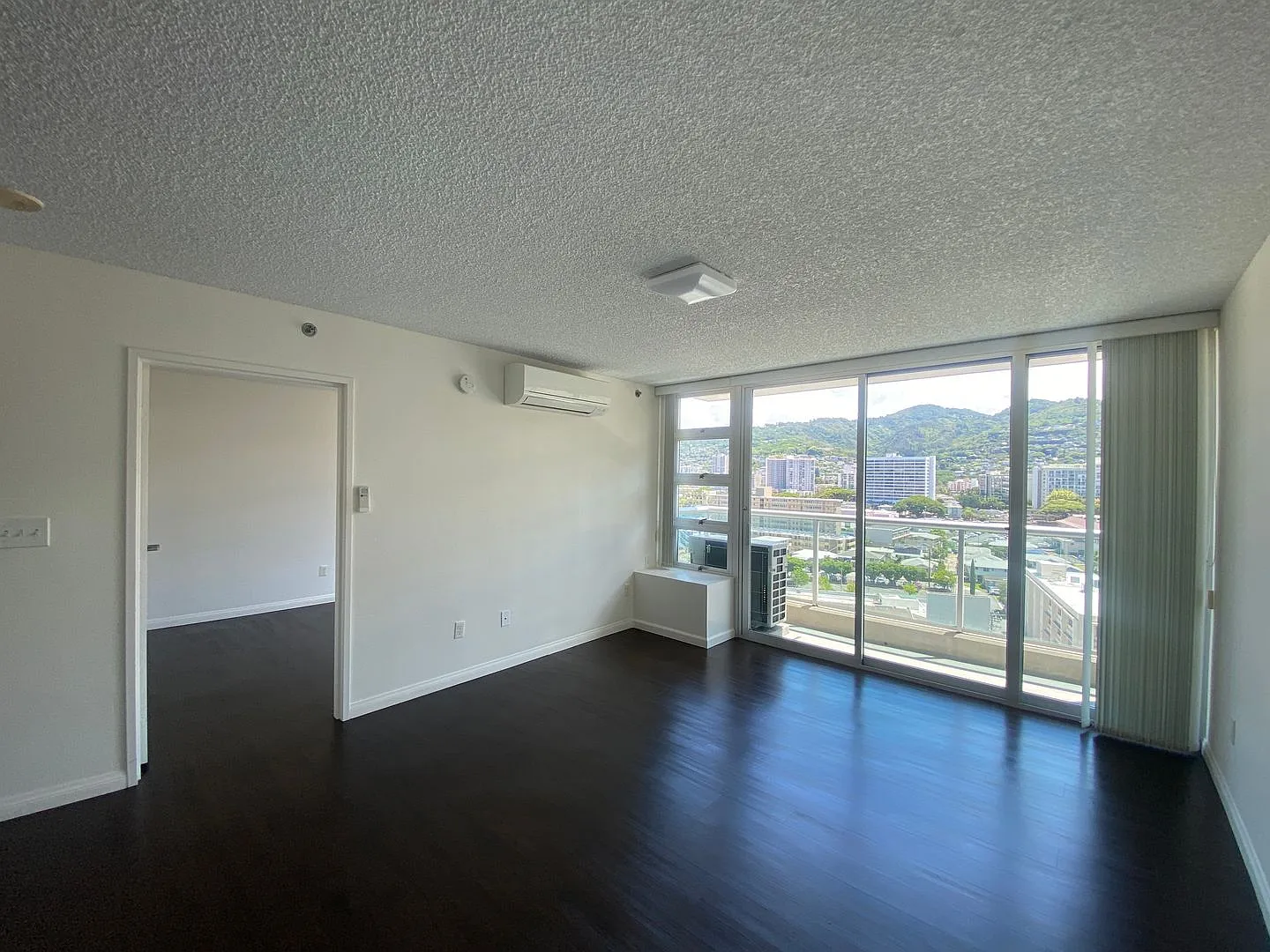 1450 Young Street #1404 — Photo 3