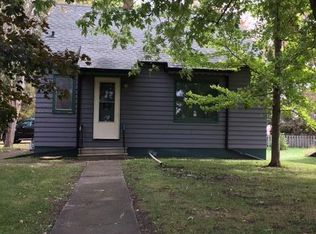 633 Center Ave N, Blooming Prairie, MN 55917