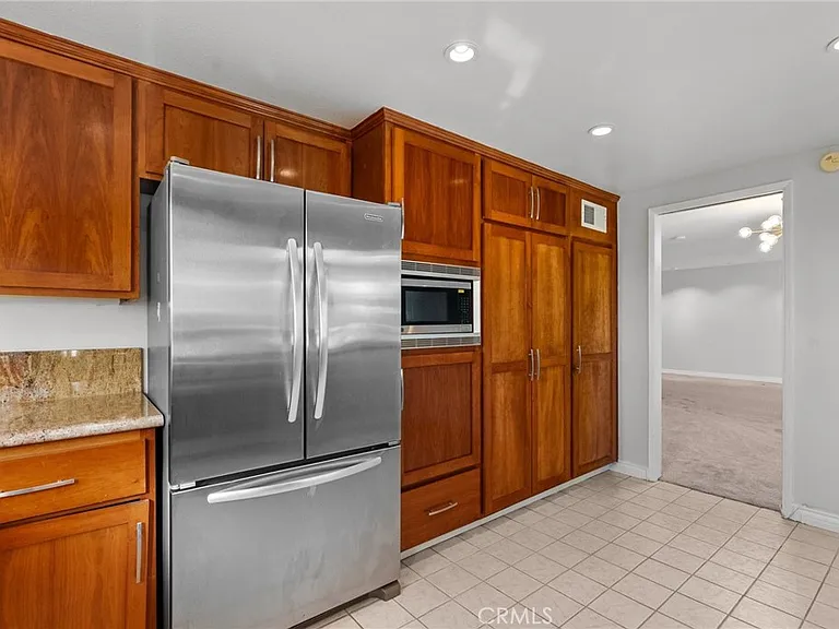 330 W State St #316 — Photo 21