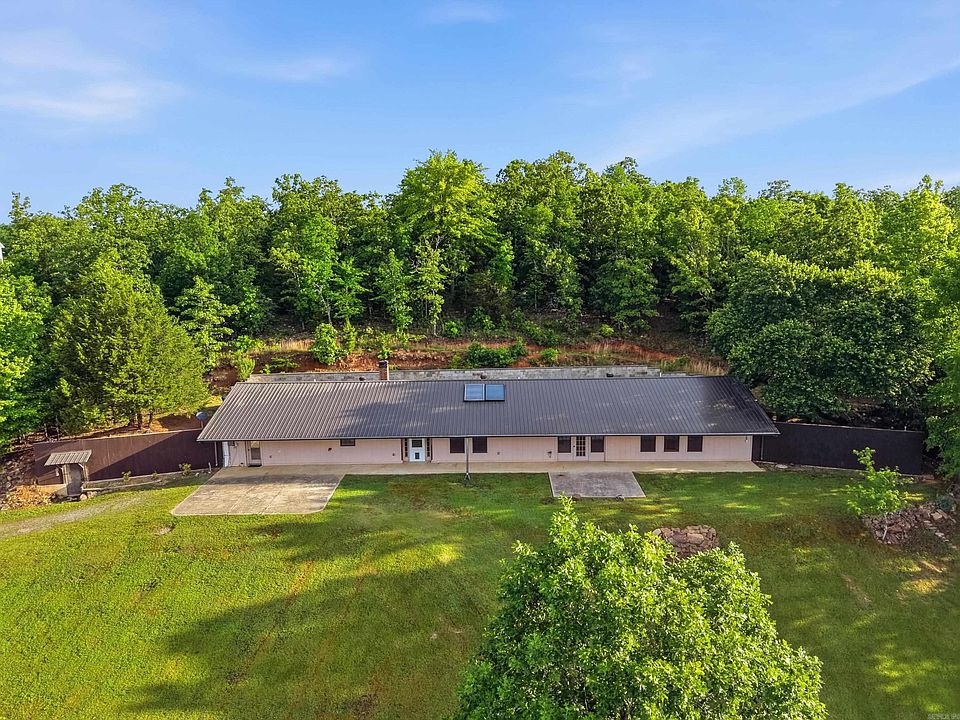 1st image of 236 W Webco Farm Rd