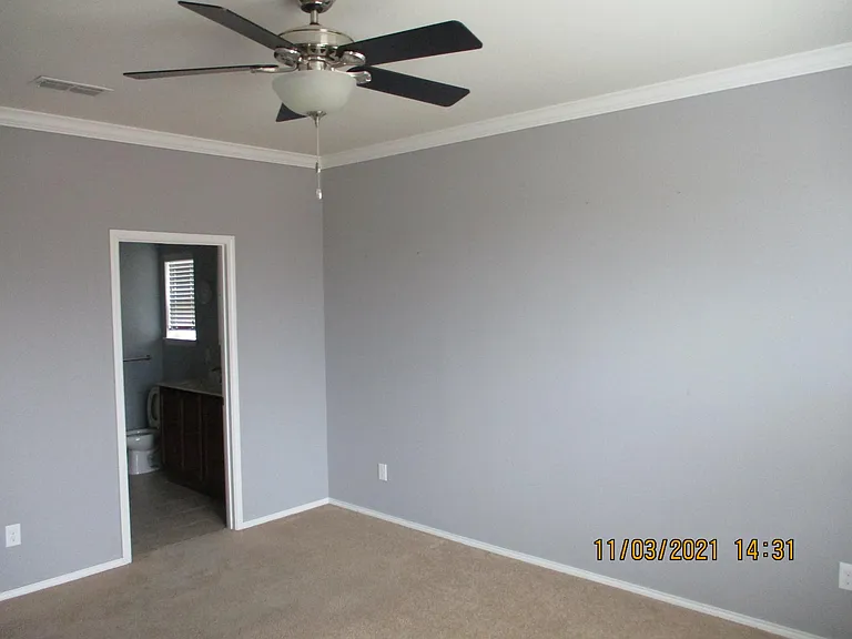2424 Gelbray Pl — Photo 11