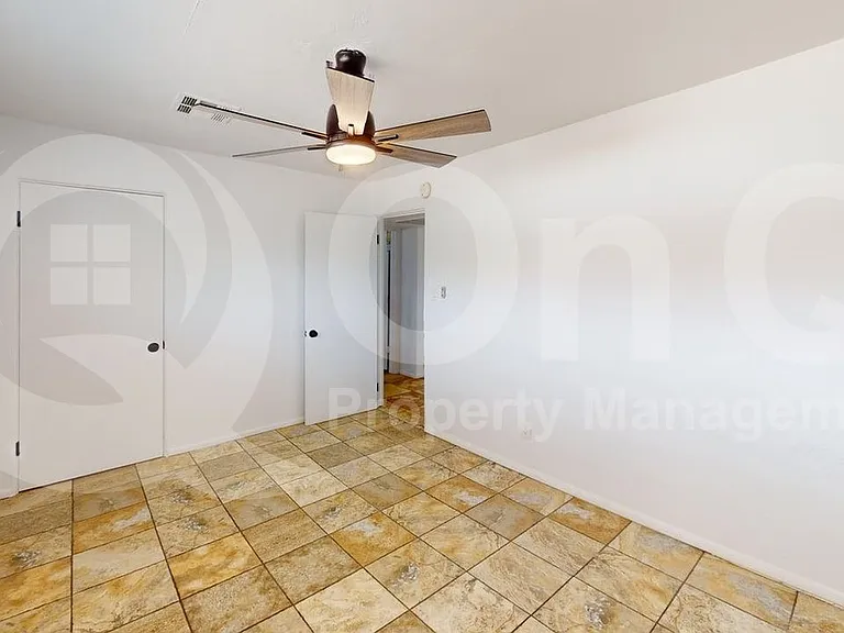 9803 N 7th Ave — Photo 8