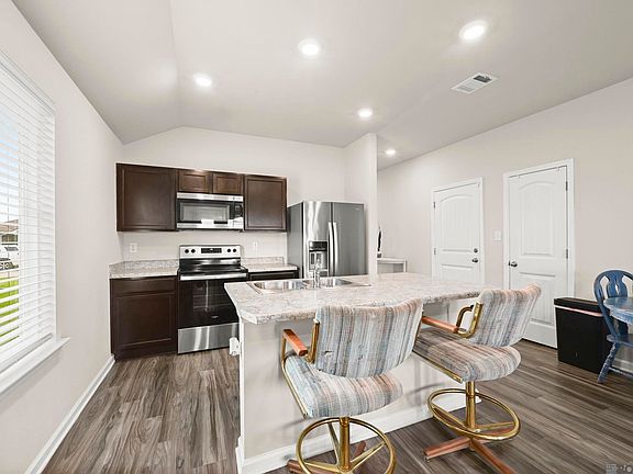 4th image of 5687 Magnolia De Percy Dr