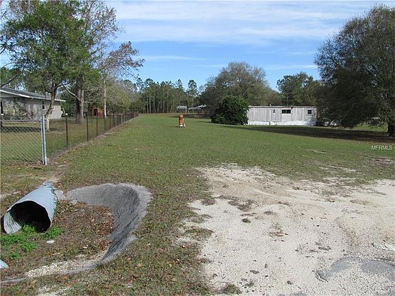 3rd image of 4411 Loma Vista Dr