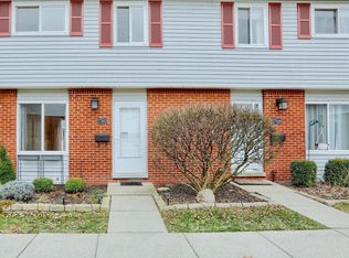 27932 Eastwick Sq, Roseville, MI 48066