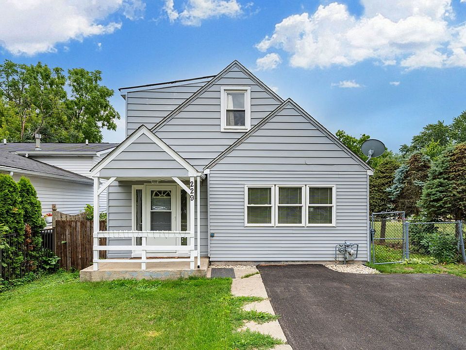 1st image of 229 Wildwood Dr
