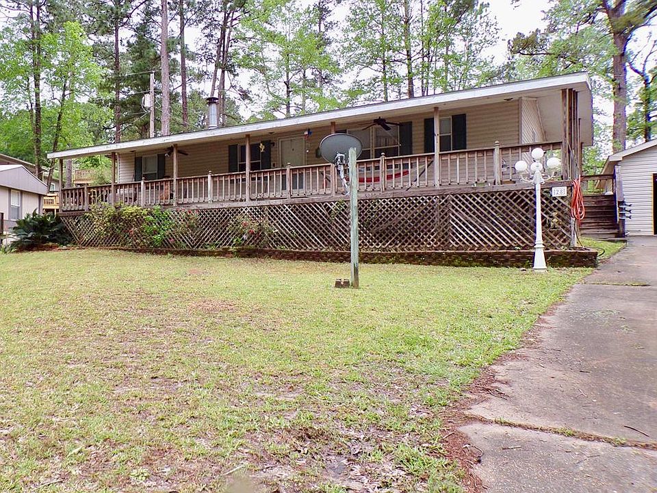 1st image of 205 Knollwood Dr