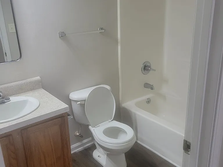 1617 Curthay Ct — Photo 10