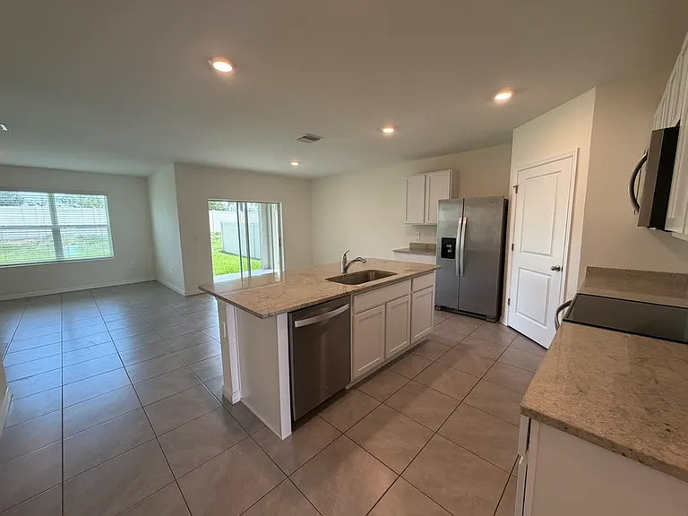 17819 Canopy Pl — Photo 5