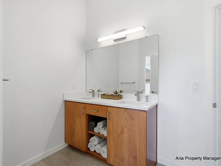 2709 NW Bullfinch Pl — Photo 11