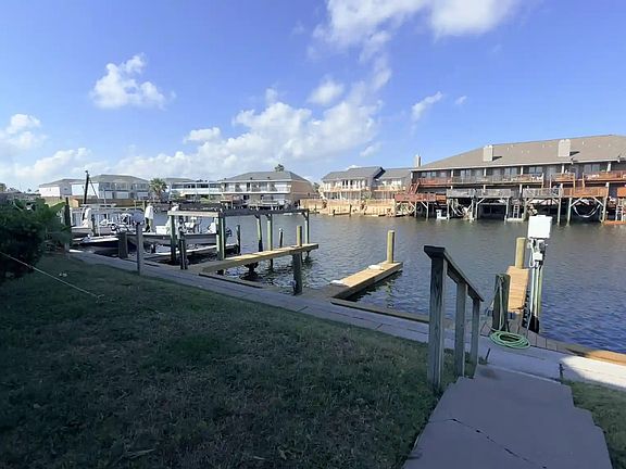 5th image of 15421 Seamount Cay Ct APT 104