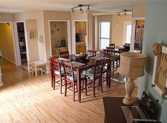 2nd image of 3224 Laurel Oaks Ct