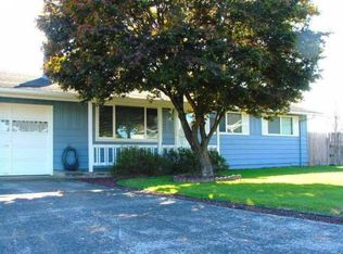 4007 Elmwood St, Tillamook, OR 97141