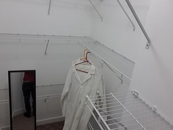 3rd image of 512 S Claremont Ave APT 3