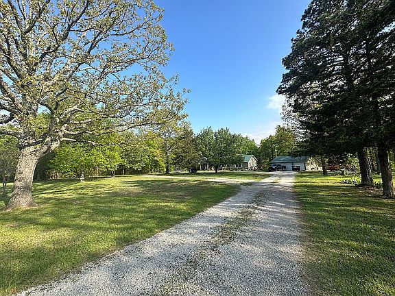 2nd image of 12188 Highway 32
