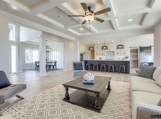 3901 S 212th St, Elkhorn, NE 68022