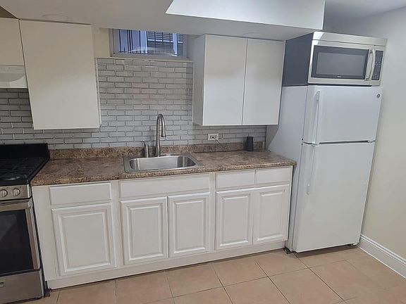 2nd image of 68 Hardy Pl