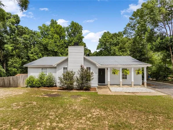 2650 Waterford Rd, Semmes, AL 36575