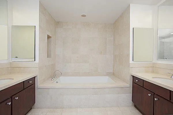 Rented by Nest Seekers International | media 16