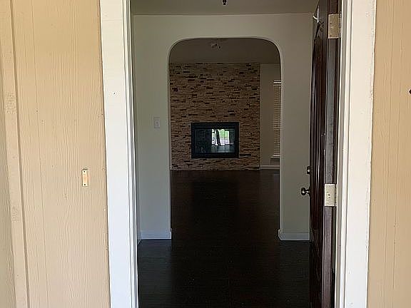 4th image of 1014 Briarcliff Dr
