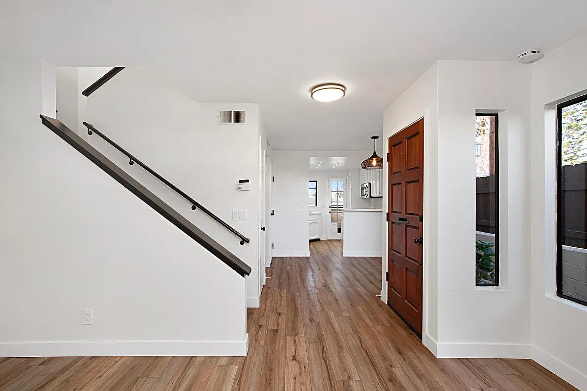 2 bed, 2.5 bath, 1240 sqft, $3,600 — Photo 1