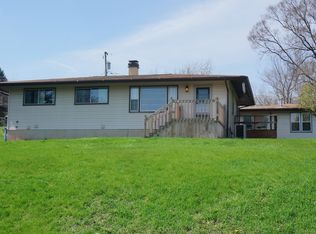5117 N Westwood Dr, McHenry, IL 60051
