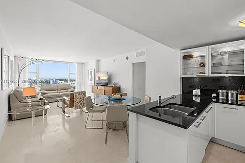 6801 Collins Ave Photo 1