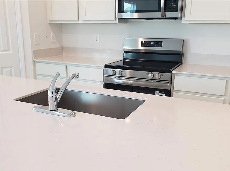 3910 Amers Loop — Photo 18