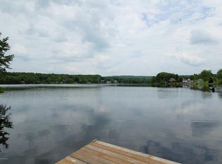 149 S Cove Rd, Union Dale, PA 18470