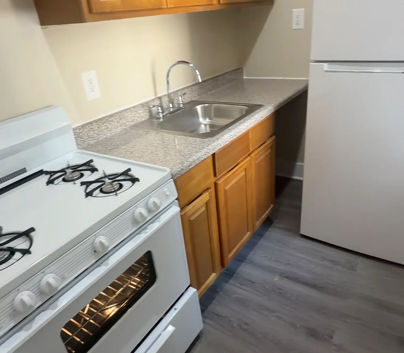 4138 Carpenter Avenue — Photo 1