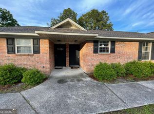 156 Douglas Dr, Saint Marys, GA 31558