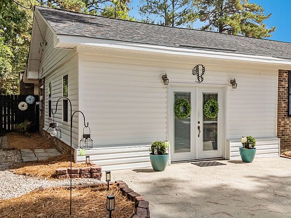 5th image of 1404 Knollwood Drive NW