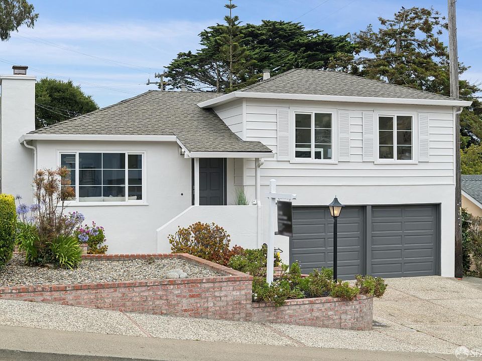 1st image of 212 Lomitas Ave