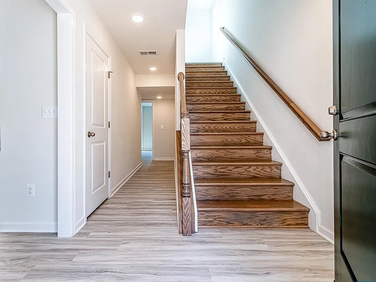 2308 Center Ave #C — Photo 4
