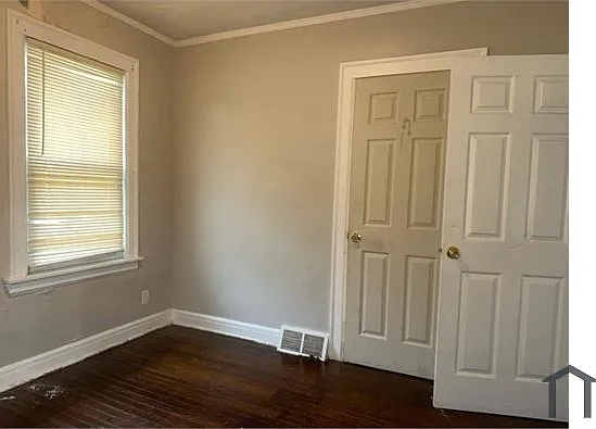 2 bed, 1100 sqft, $1,165 — Photo 3